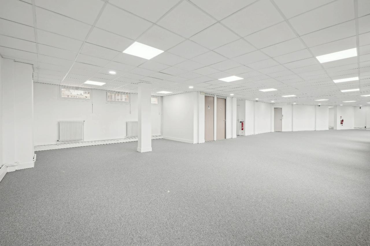 Bureau Paris 2327m² Vente bureau Paris OVBUR2419994 4